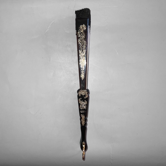 Vintage Floral Lace-Edged Fan - Picture 6 of 7